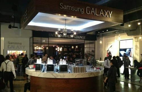 wpid SAmsung Galaxy Studio Soho Pop up Shop SAMSUNG GALAXY STUDIO MAKES BLACK FRIDAY SHOPPING A BREEZE (PHOTOS)